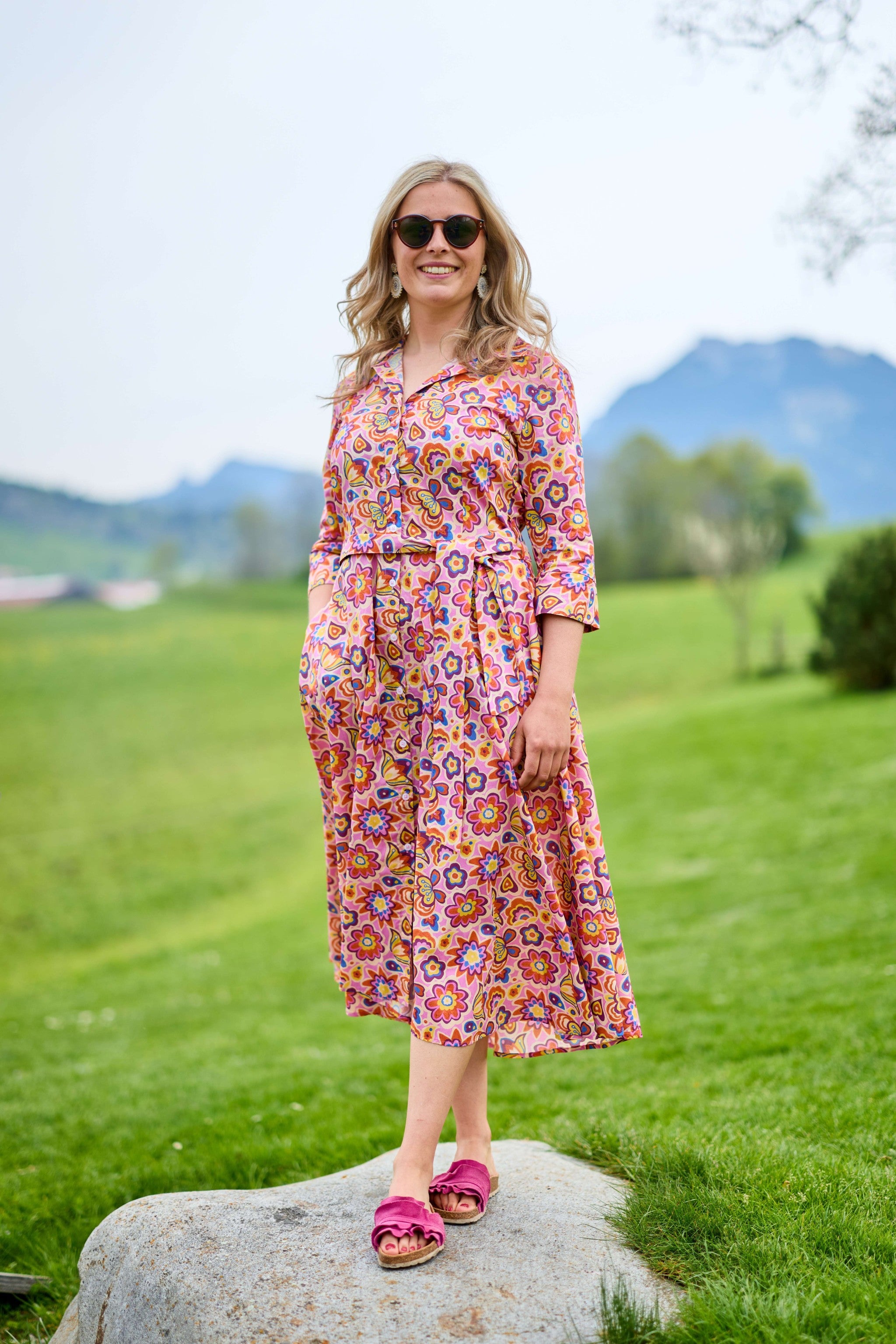 Blusenkleid mit Allover-Blumenprint