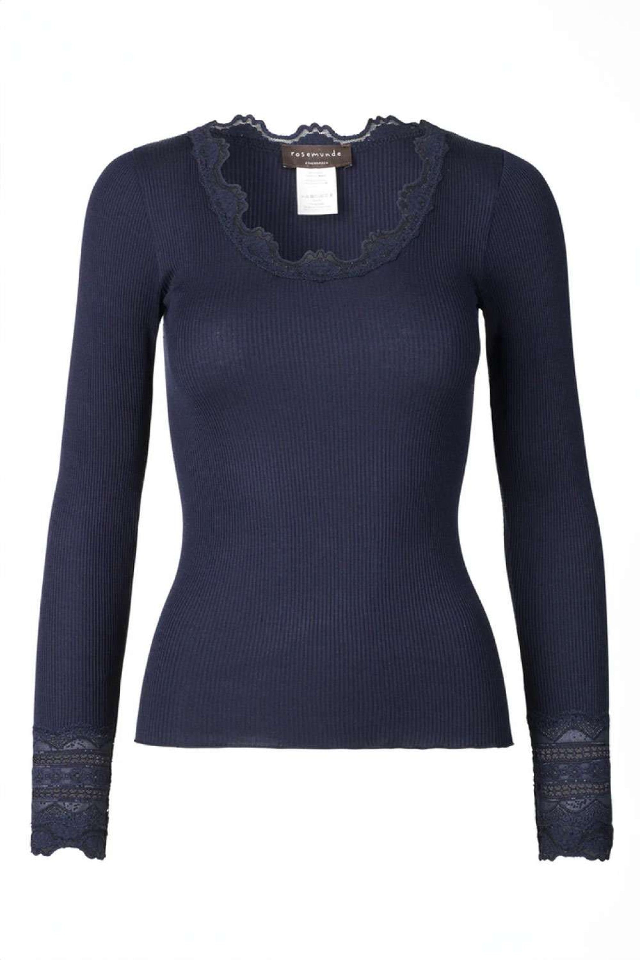 Langarmshirt mit Spitzenausschnitt