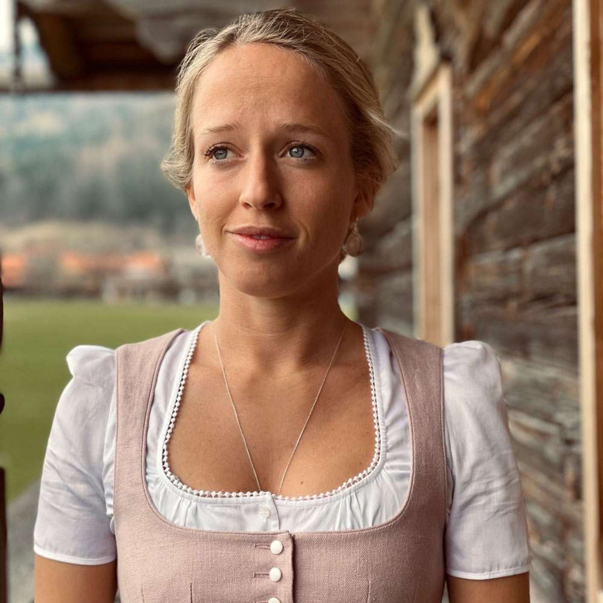 Dirndlbluse PALINA Kurzarm