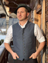 Handgmacht |Weste SALZBURG m. Paspoltaschen