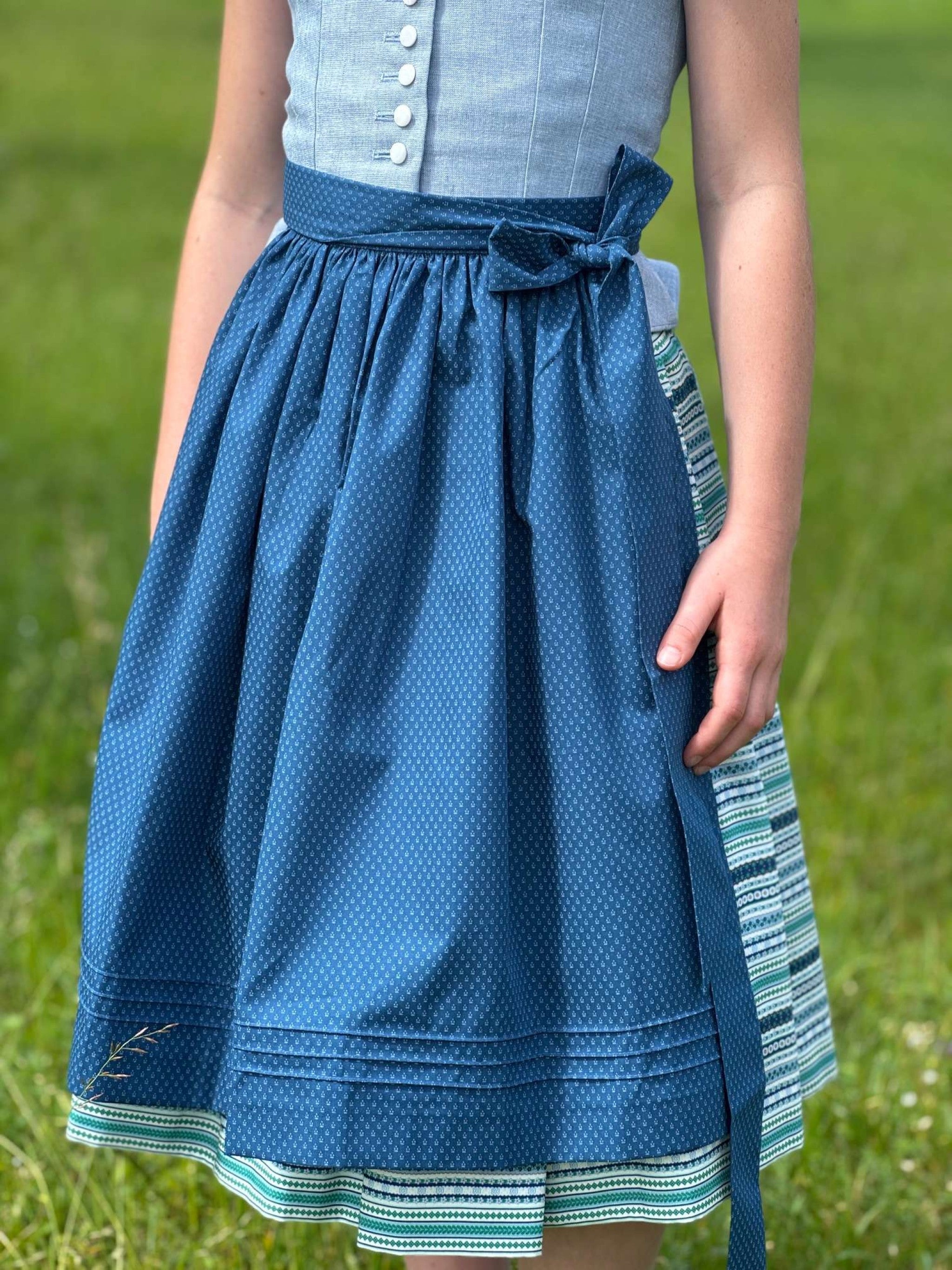 Kinder Dirndlschürze TUPFENBLÜTE