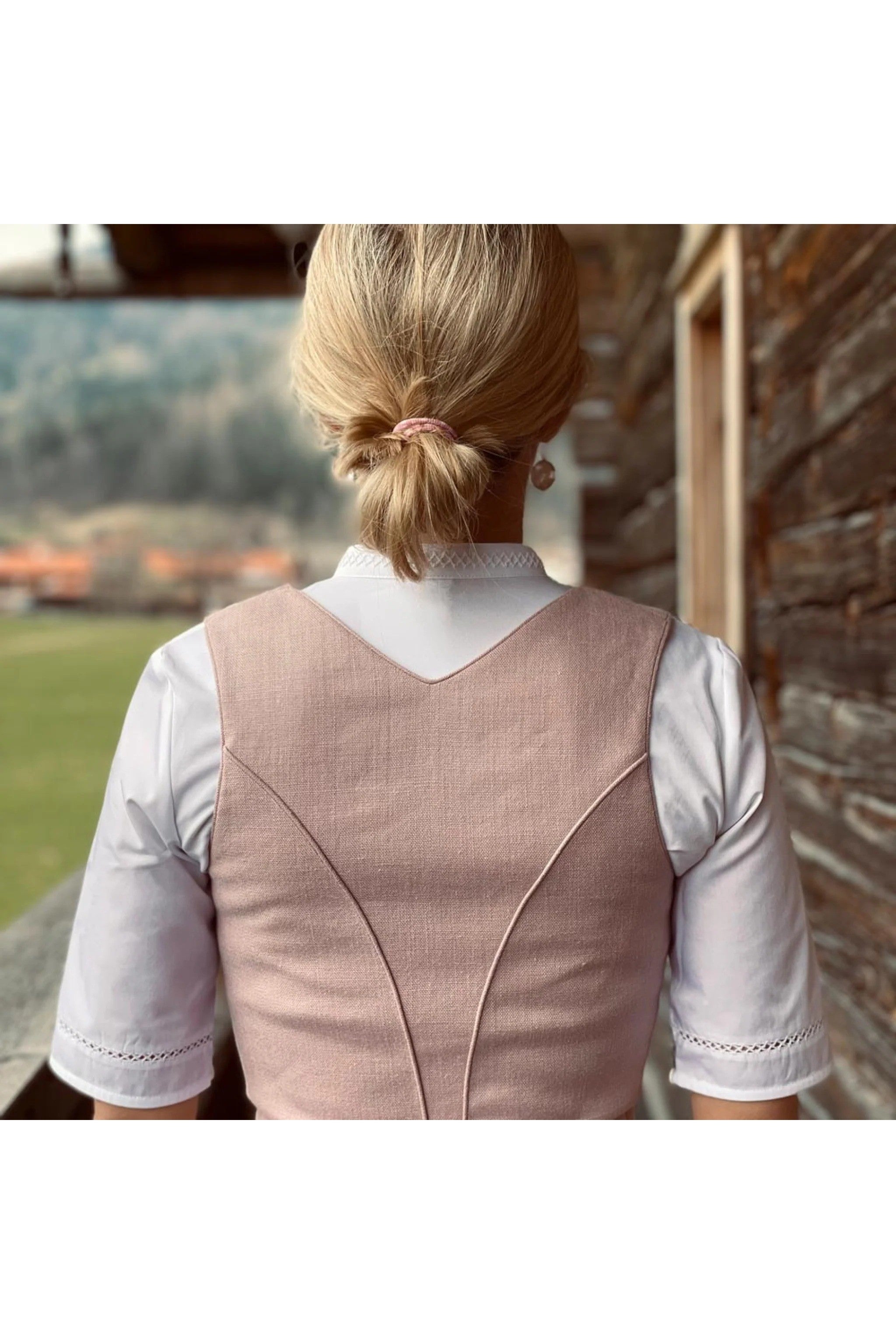 Dirndlbluse Kurzarm mit Biesen und Kr - 11/weiß