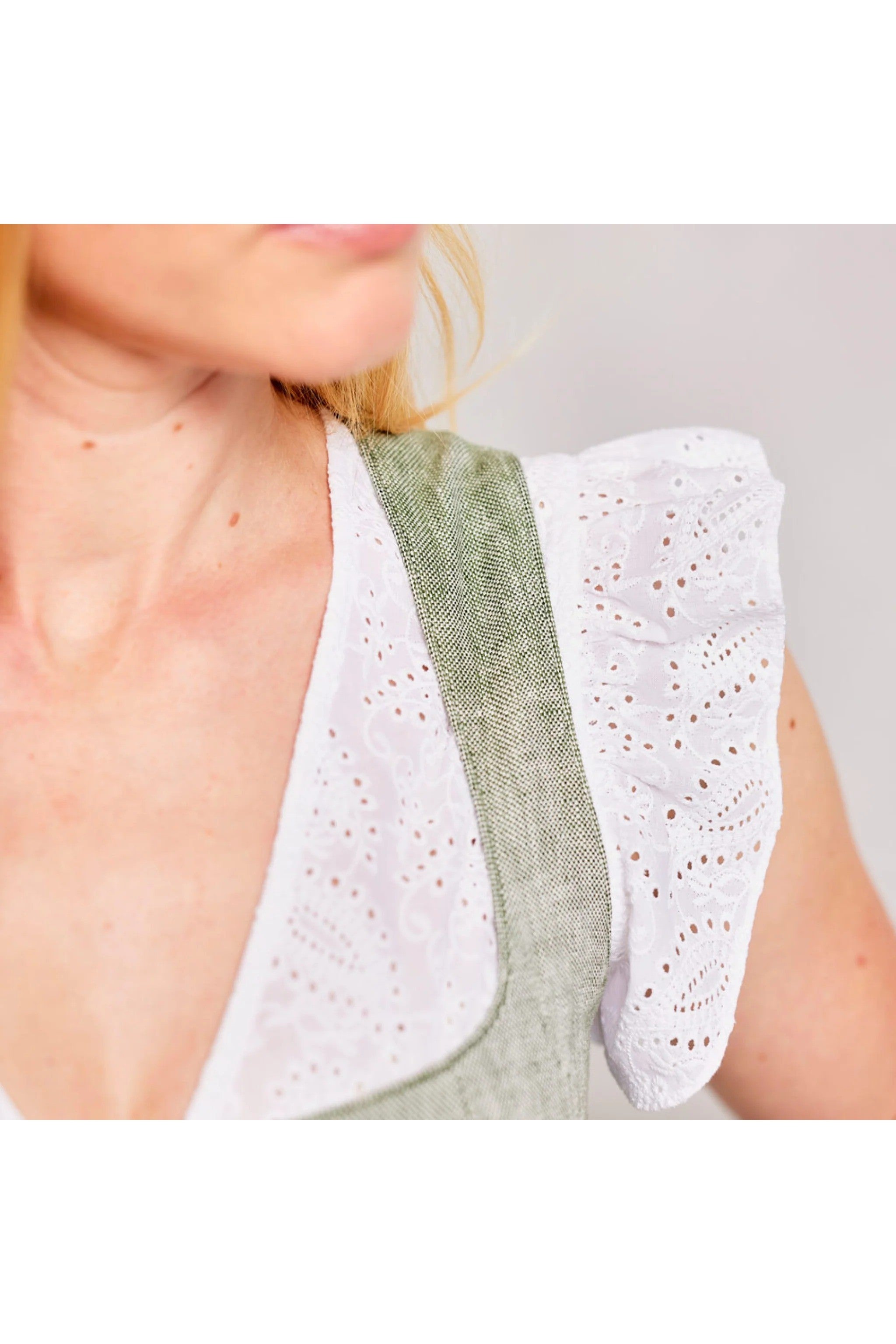 BellaSusi Dirndlbluse BELLI Lochspitz - 0100/weiß