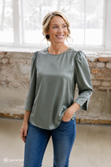 Seidenbluse mit 3/4-Arm &amp; U-Boot-Ausschnitt