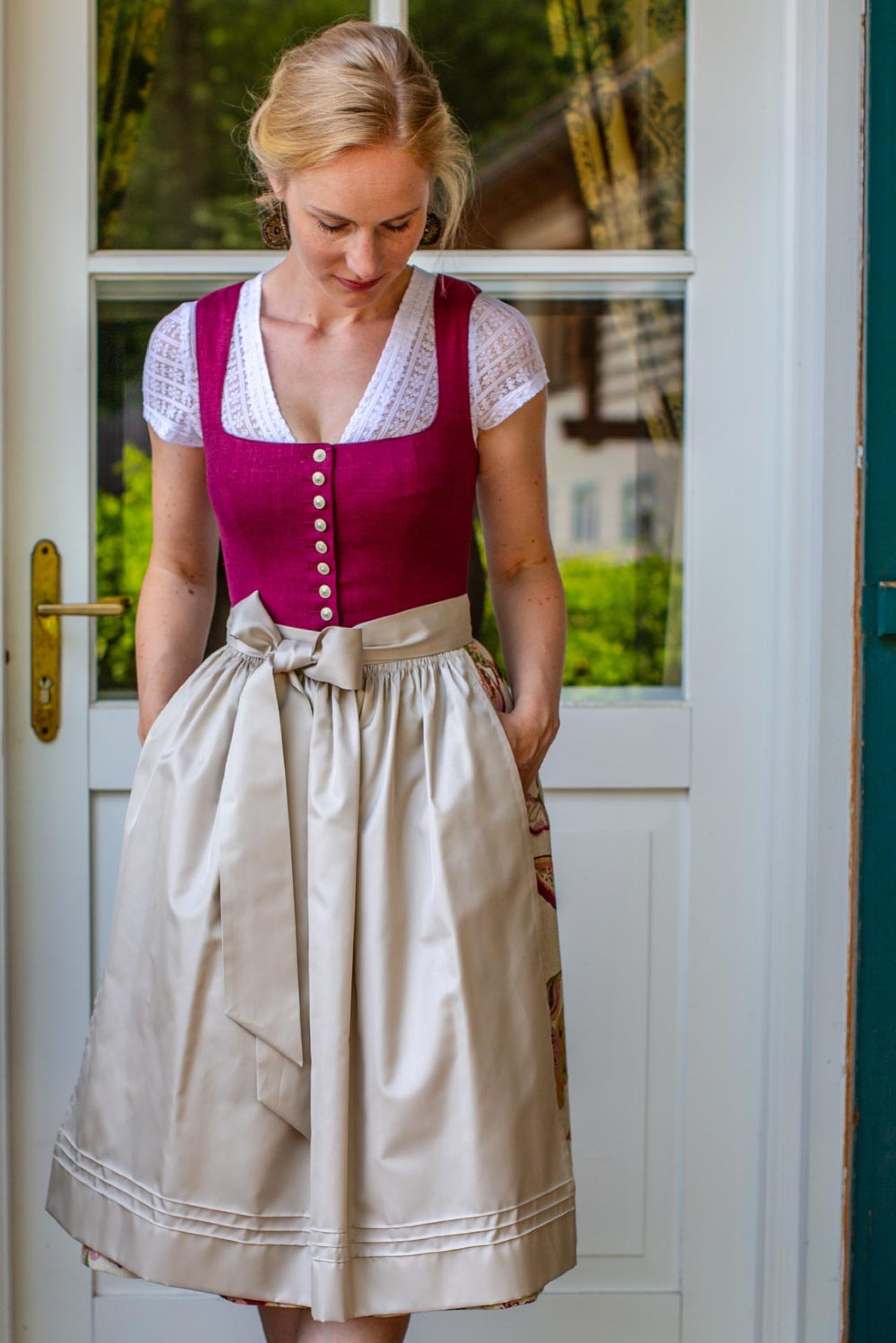BellaSusi Dirndl SEFA - 0300/rot