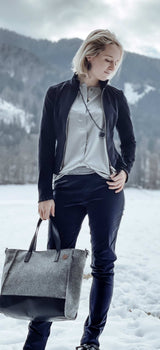 Seidenbluse mit verdeckter Knopfleist - silber/sil
