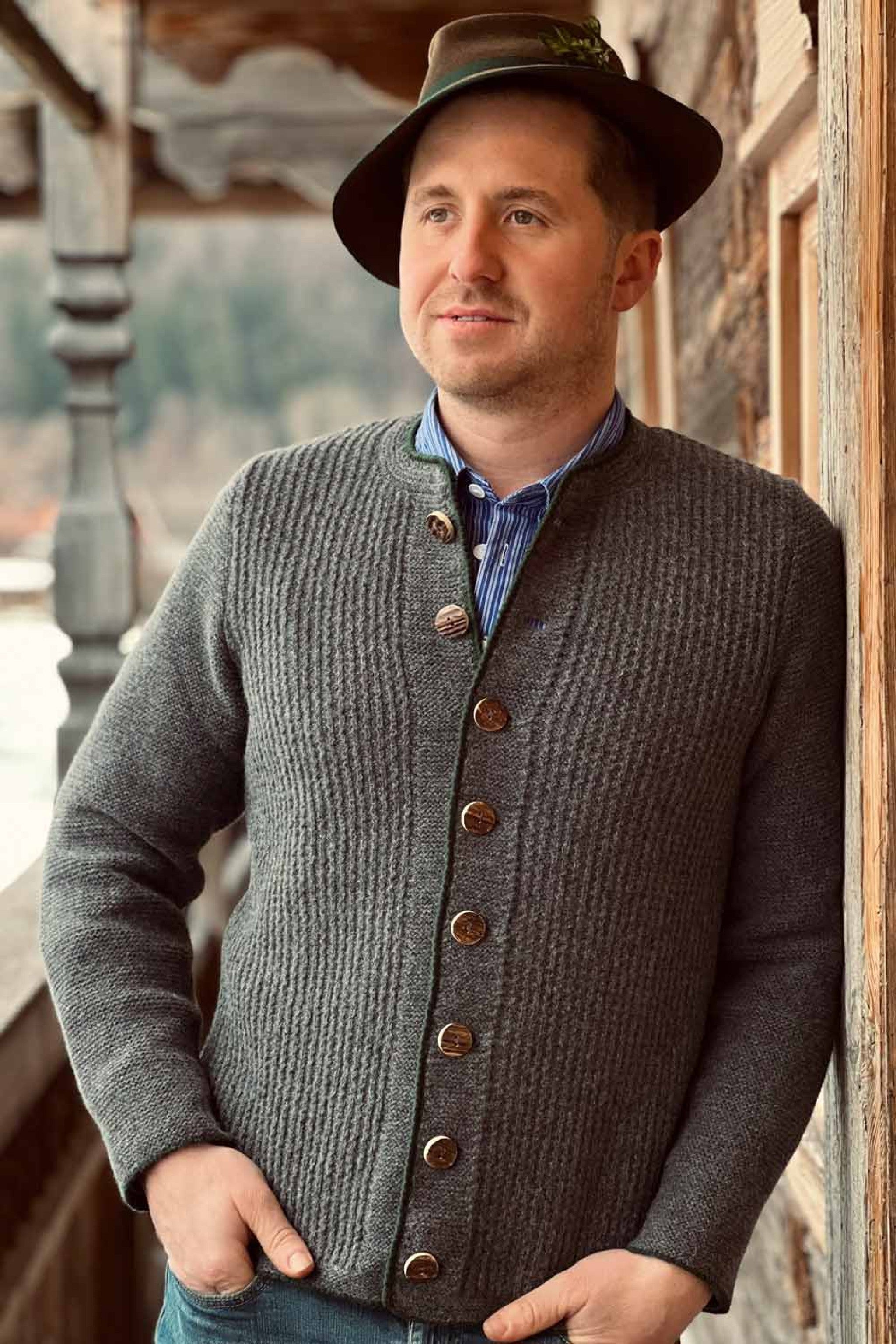Herren-Strickjacke CASPAR lang