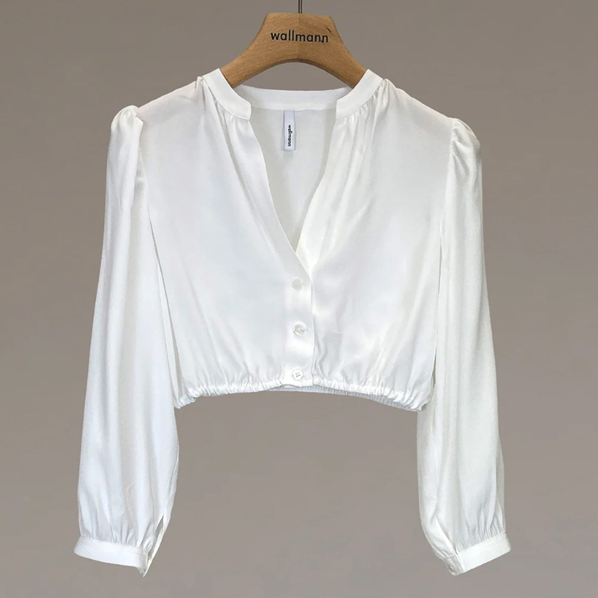 Dirndlbluse ELLA mit V-Ausschnitt und - 16/off whi
