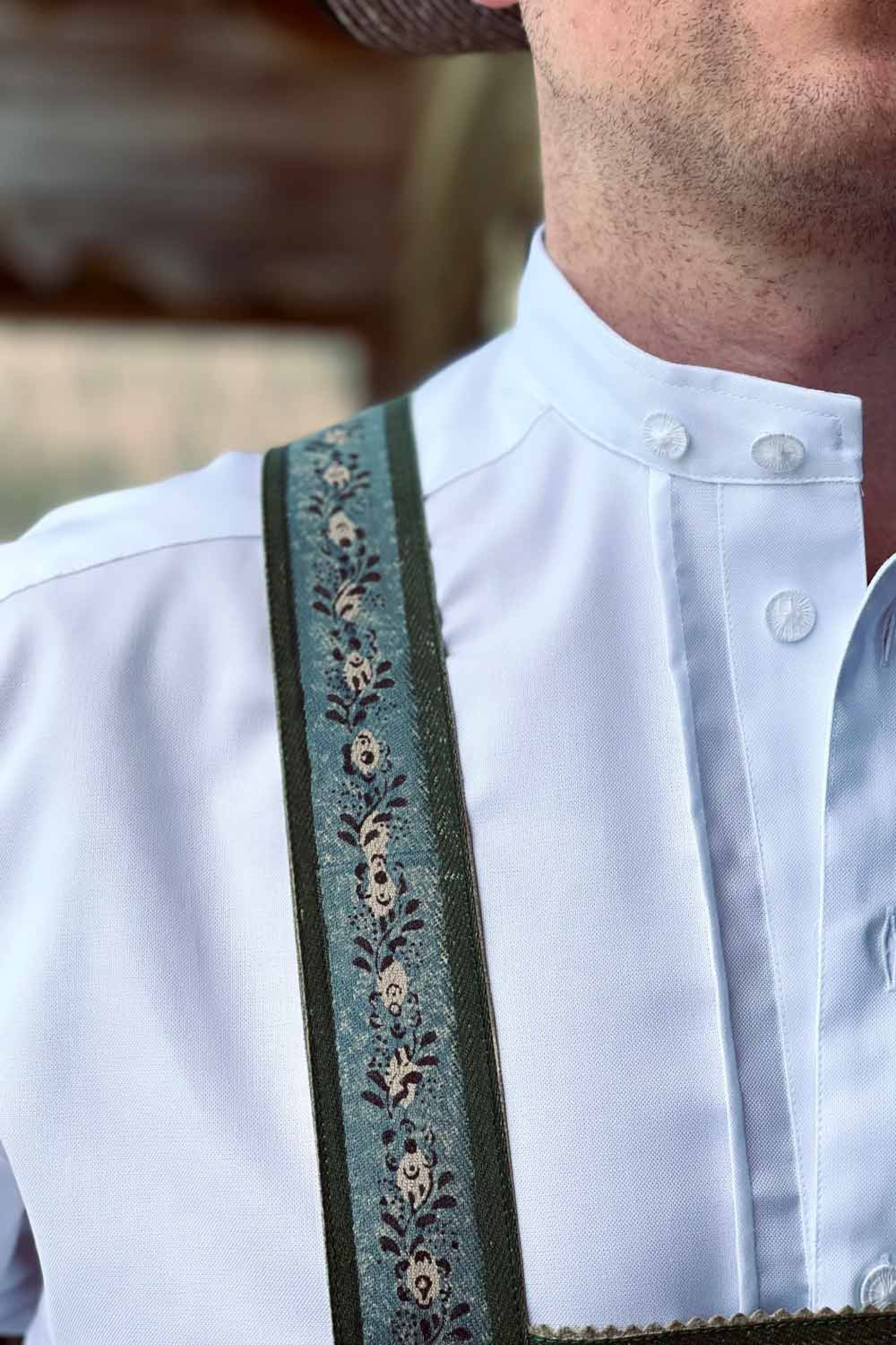 Herrenpfoad Stehkragen mit Wäscheknöp - 00/weiß