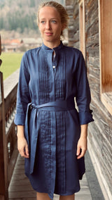 Blusenkleid mit Biesen