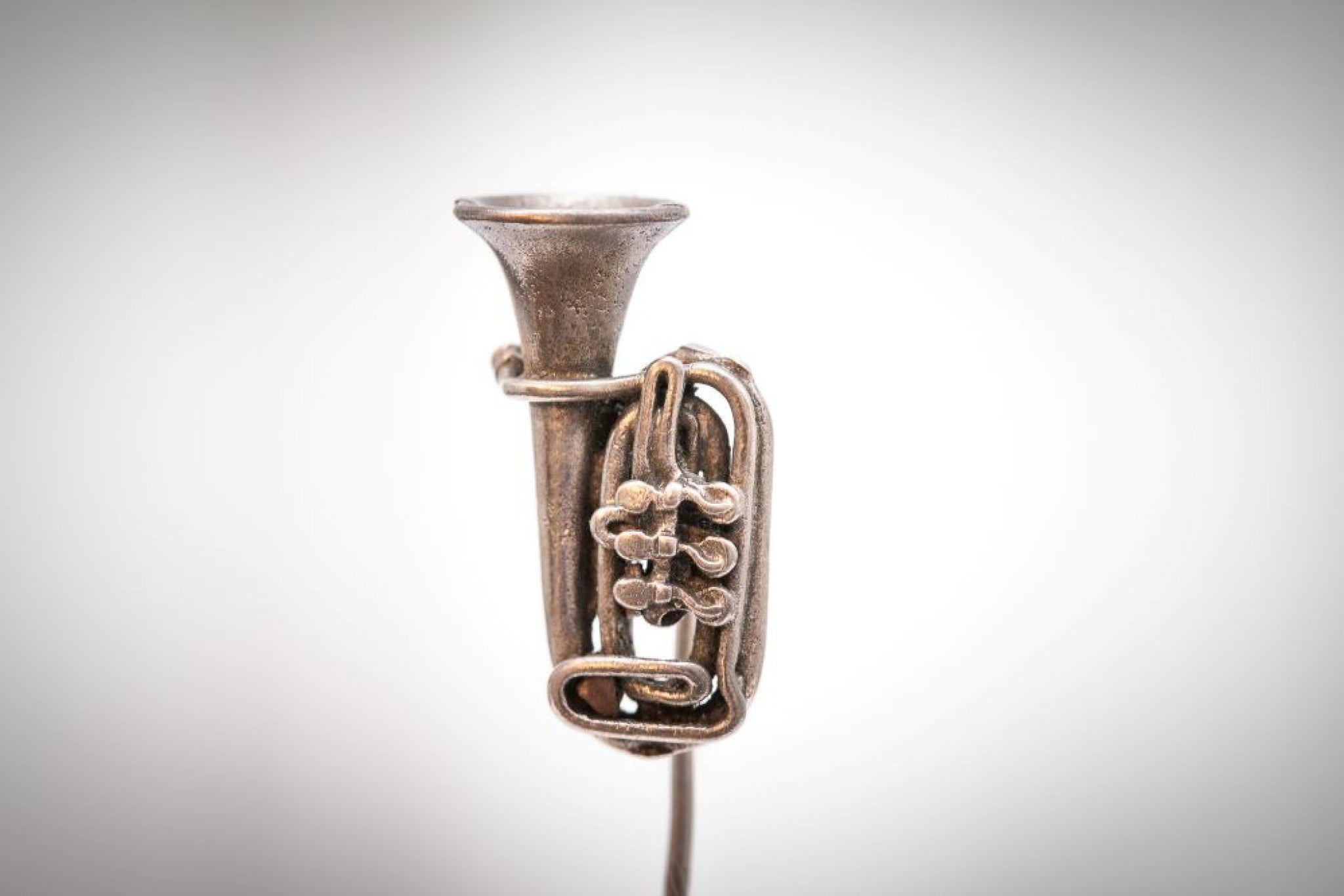 Anstecknadel Bass 1 x 2,1cm