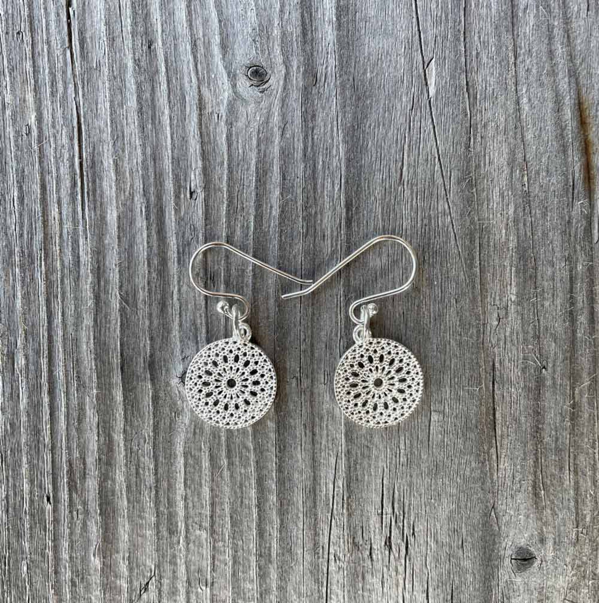 Ohrringe mit Mandala 11,5 mm Silber - silber/silbe