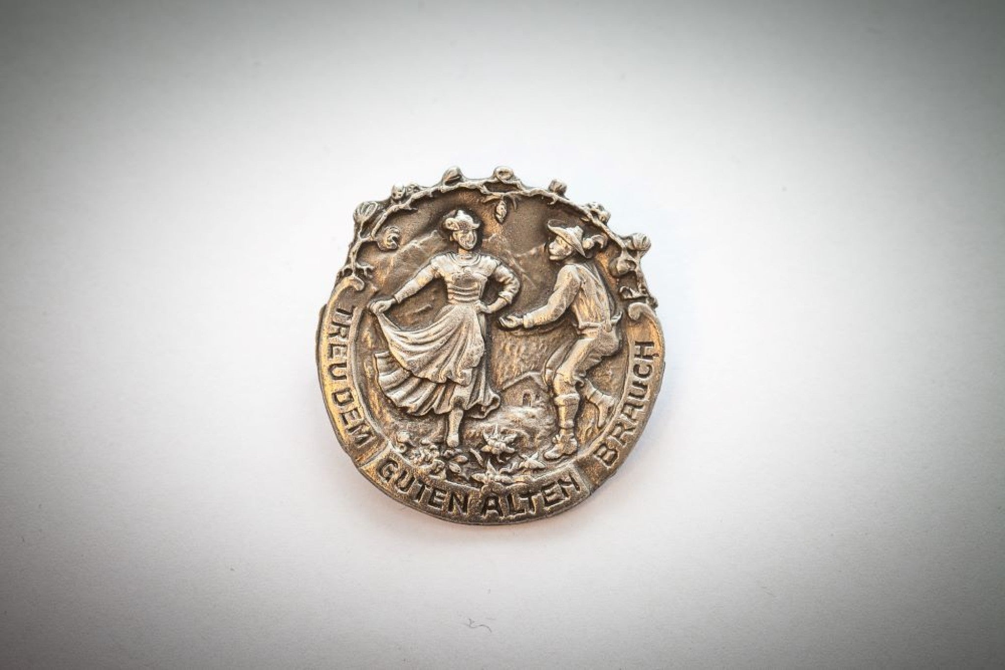 Anstecknadel Treu des guten Brauch 3,5cm