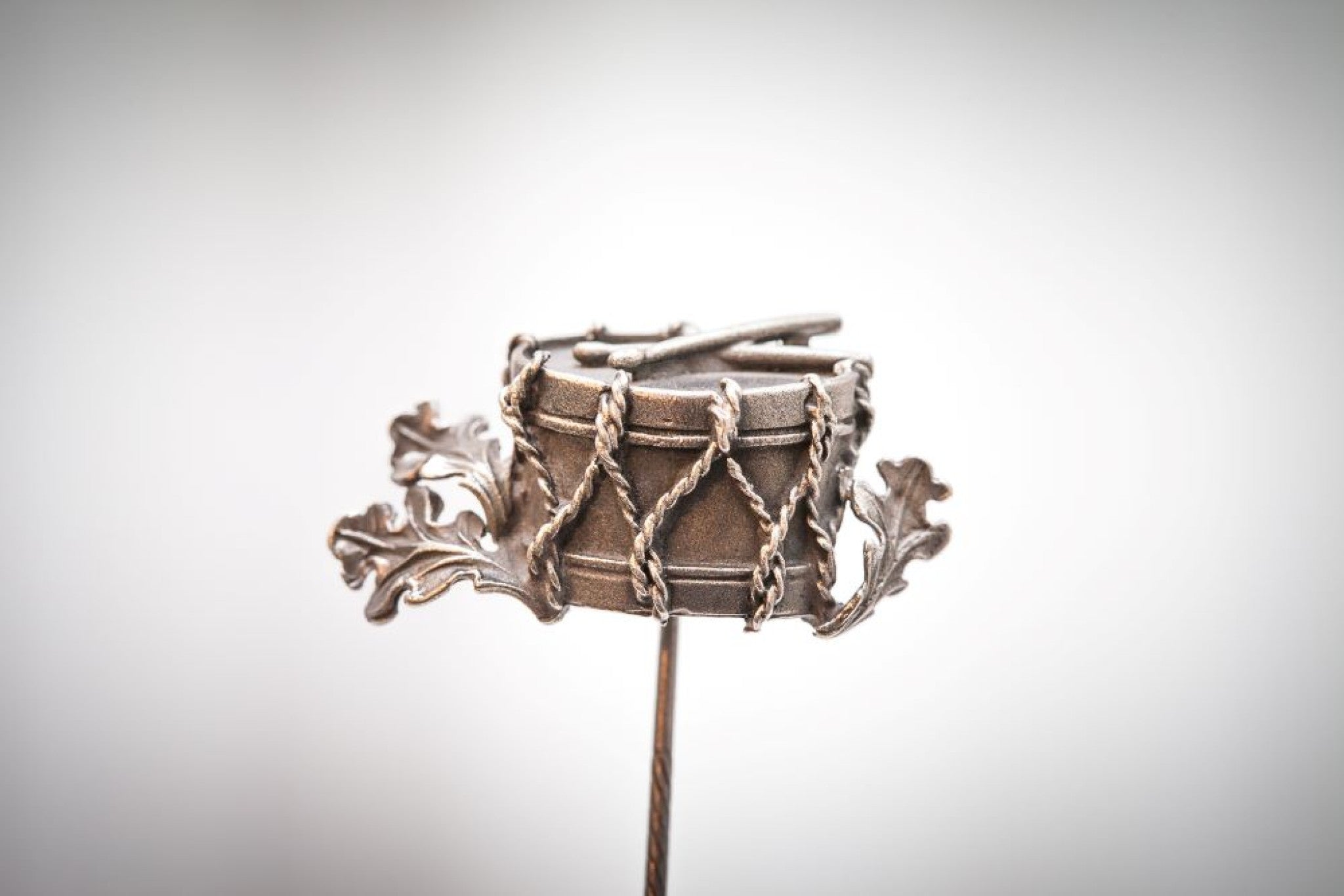 Anstecknadel Trommel 1,7 x 1,7cm