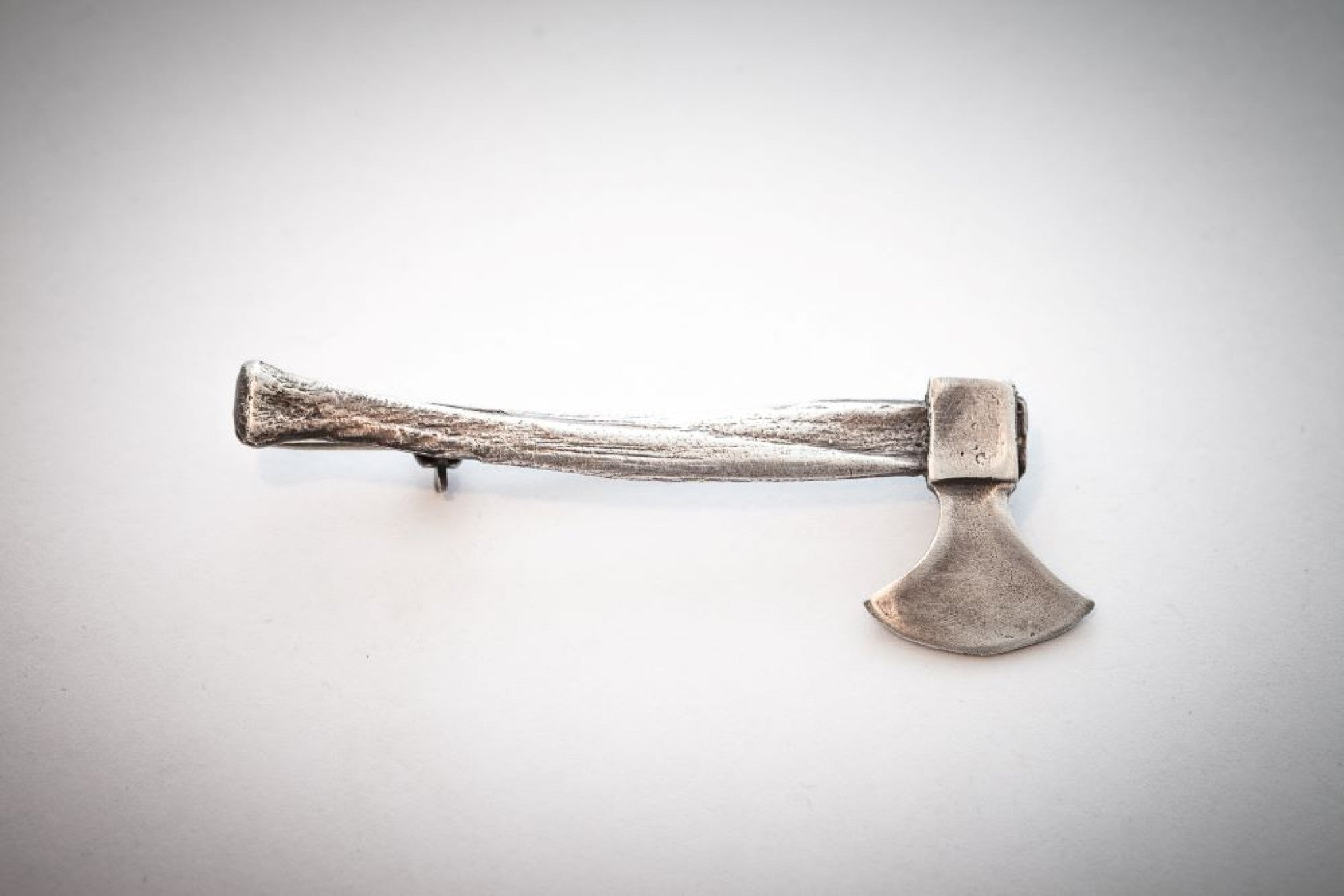 Hacke 6,5 x 2,5cm Neusilber - neusilber/neusilber