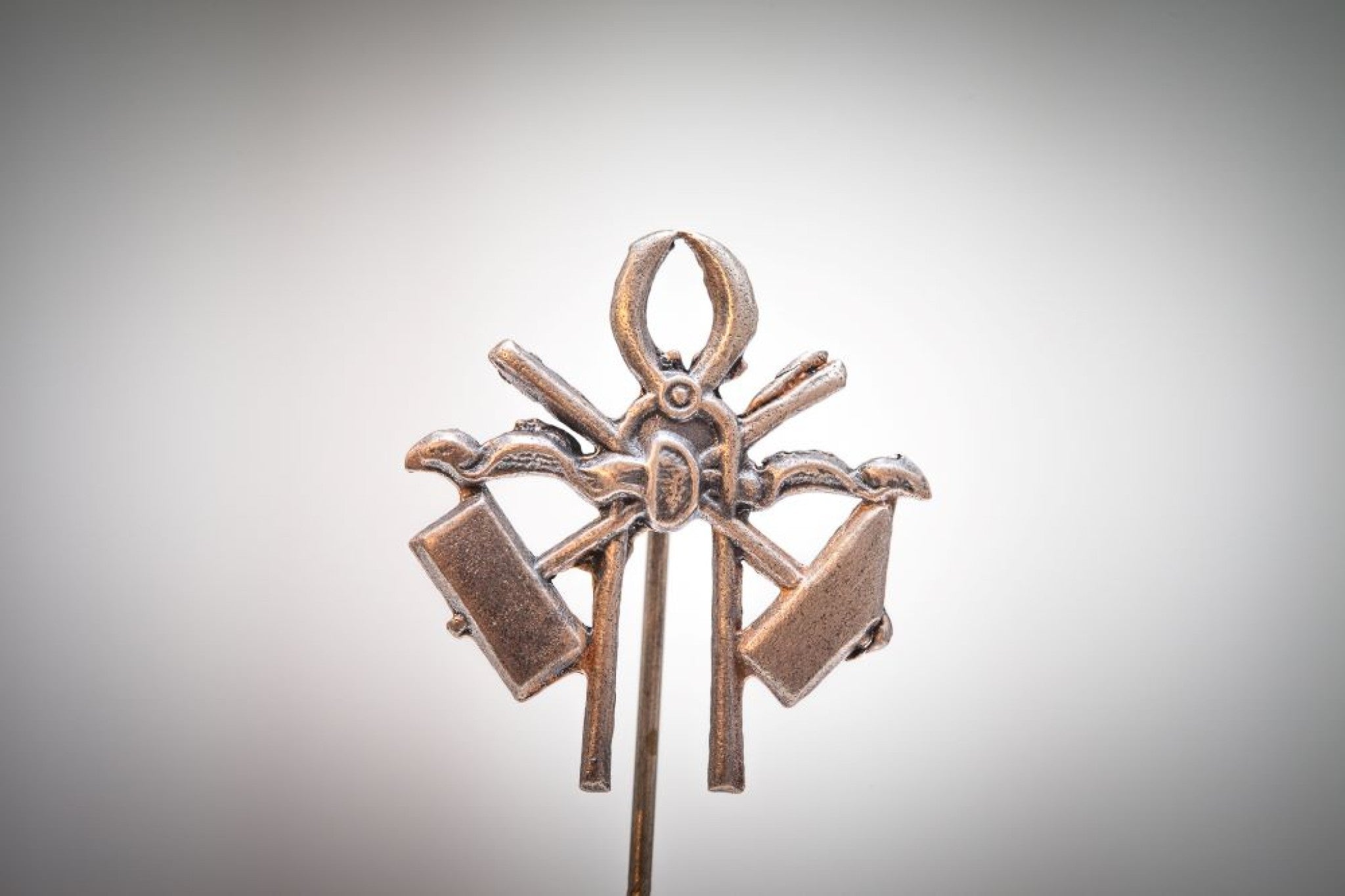 Schmied 2,5 x 2,5cm Neusilber - neusilber/neusilbe